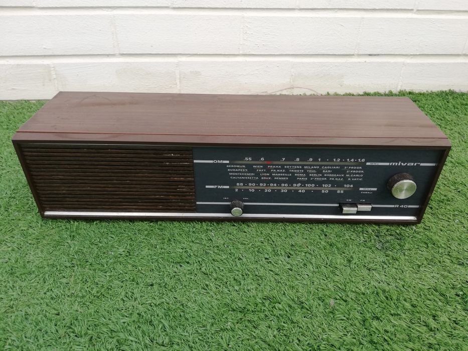 Rádio Antigo MIVAR