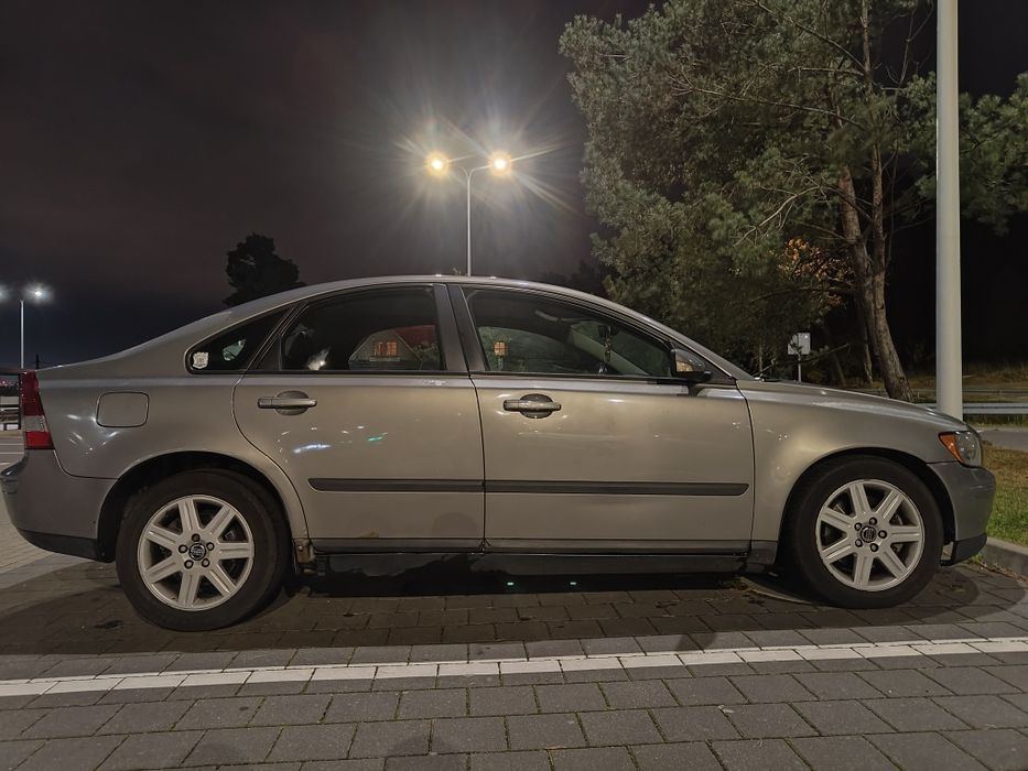 Volvo S40 II 2.0D 2004r