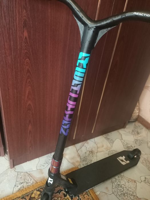 Самокат трюковый reaction stunt 3