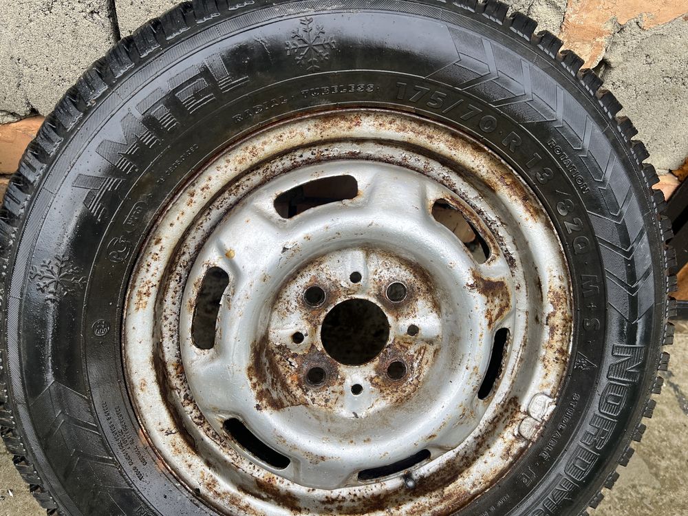 Зимові колеса 175/70 R13