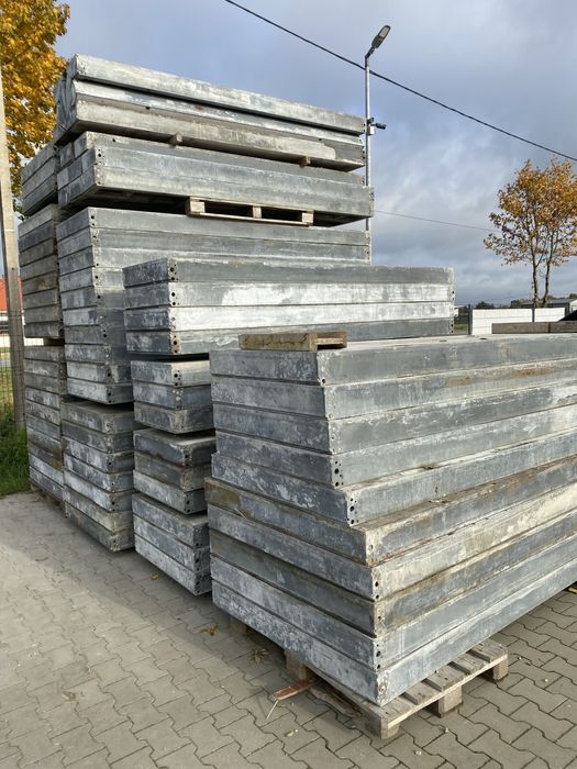 Szalunki ścienne Hunnebeck 199m2