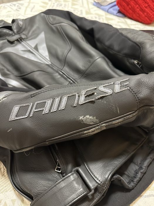 Jaqueta de couro Dainese Avro 4