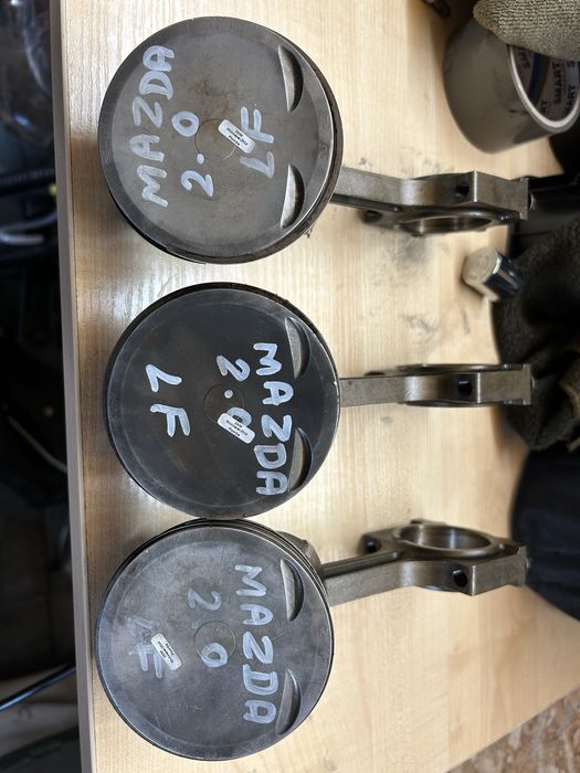 Tłok Korbowód Mazda Ford 2.0 Benzyna