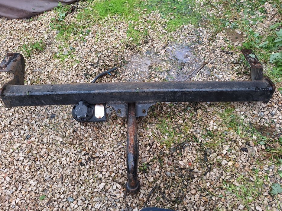 Engate de reboque TOYOTA