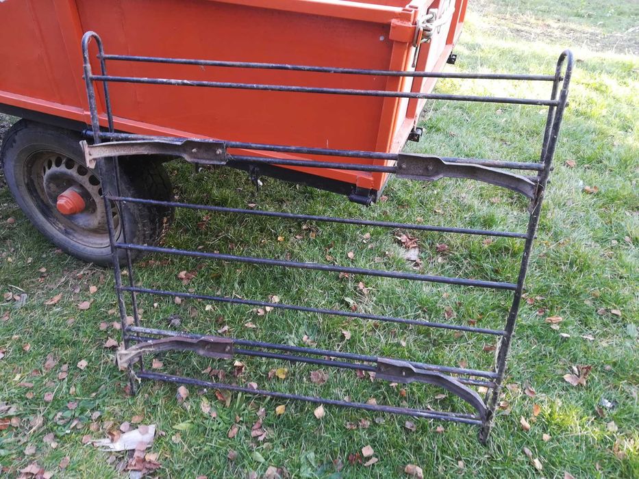 Sprzedam oryginalny bagażnik do fiat 126 p maluch