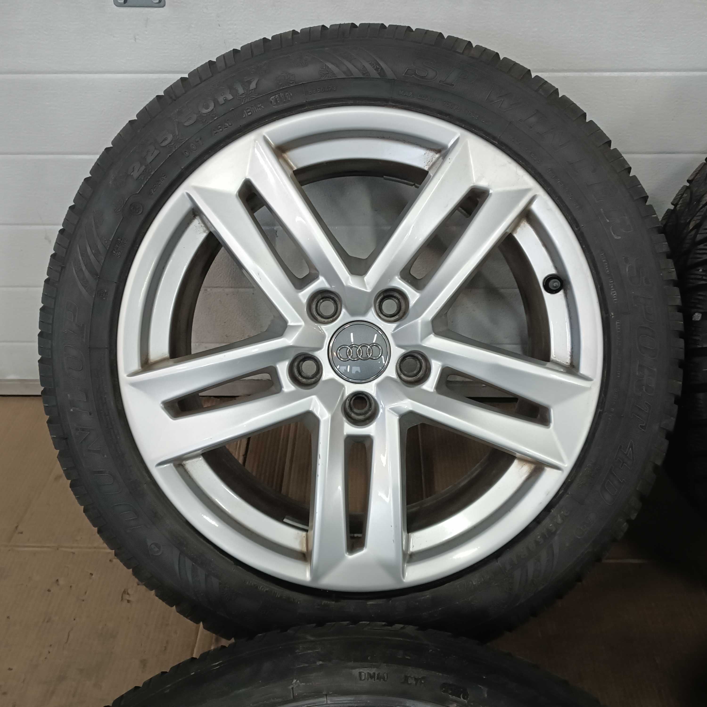 Koła Zimowe 17" 5x112 Audi A3 A4 A5 225/50/R17