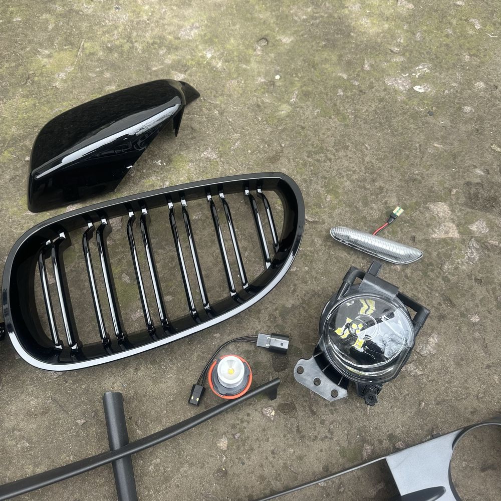 Решотка бампера bmw e60 e61 решітка туманки ноздрі бмв Е60 Е61 BMW
