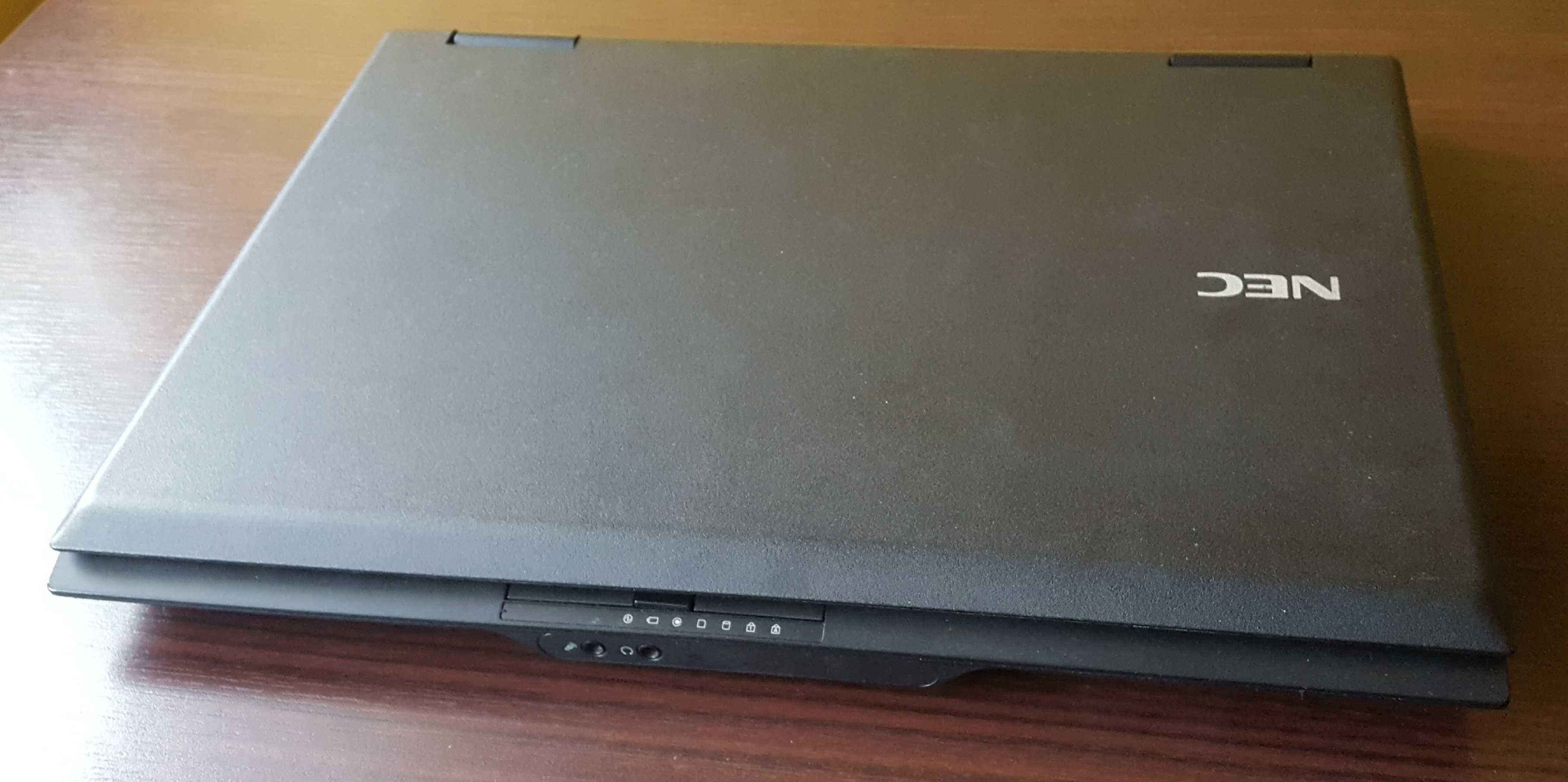 Tani,  wydajny laptop, *Intel Core I5* *SSD*