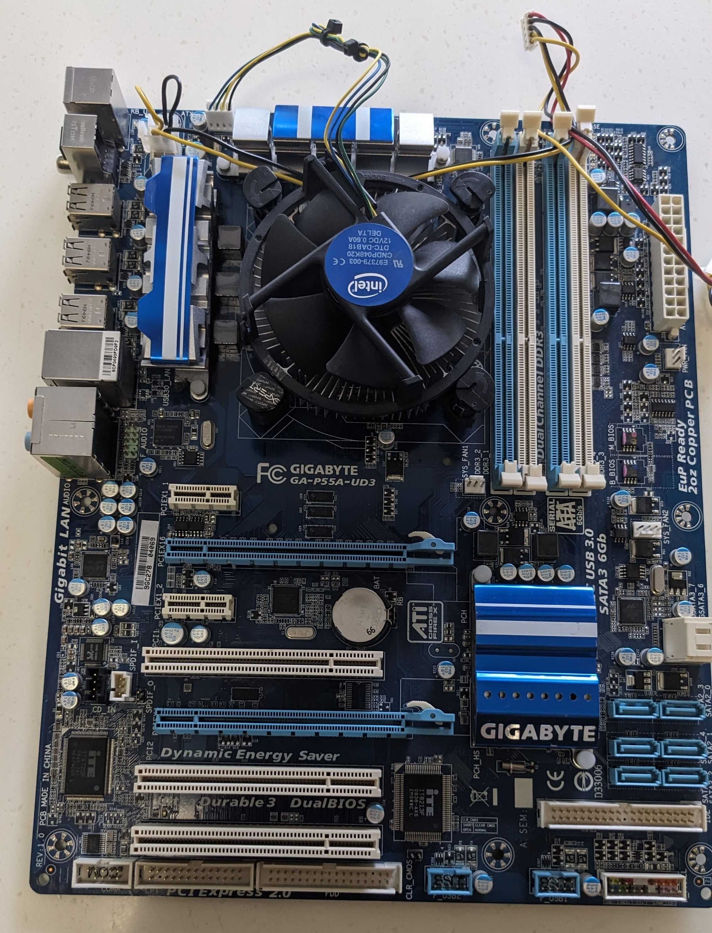 Материнська плата Gigabyte GA-P55A-UD3