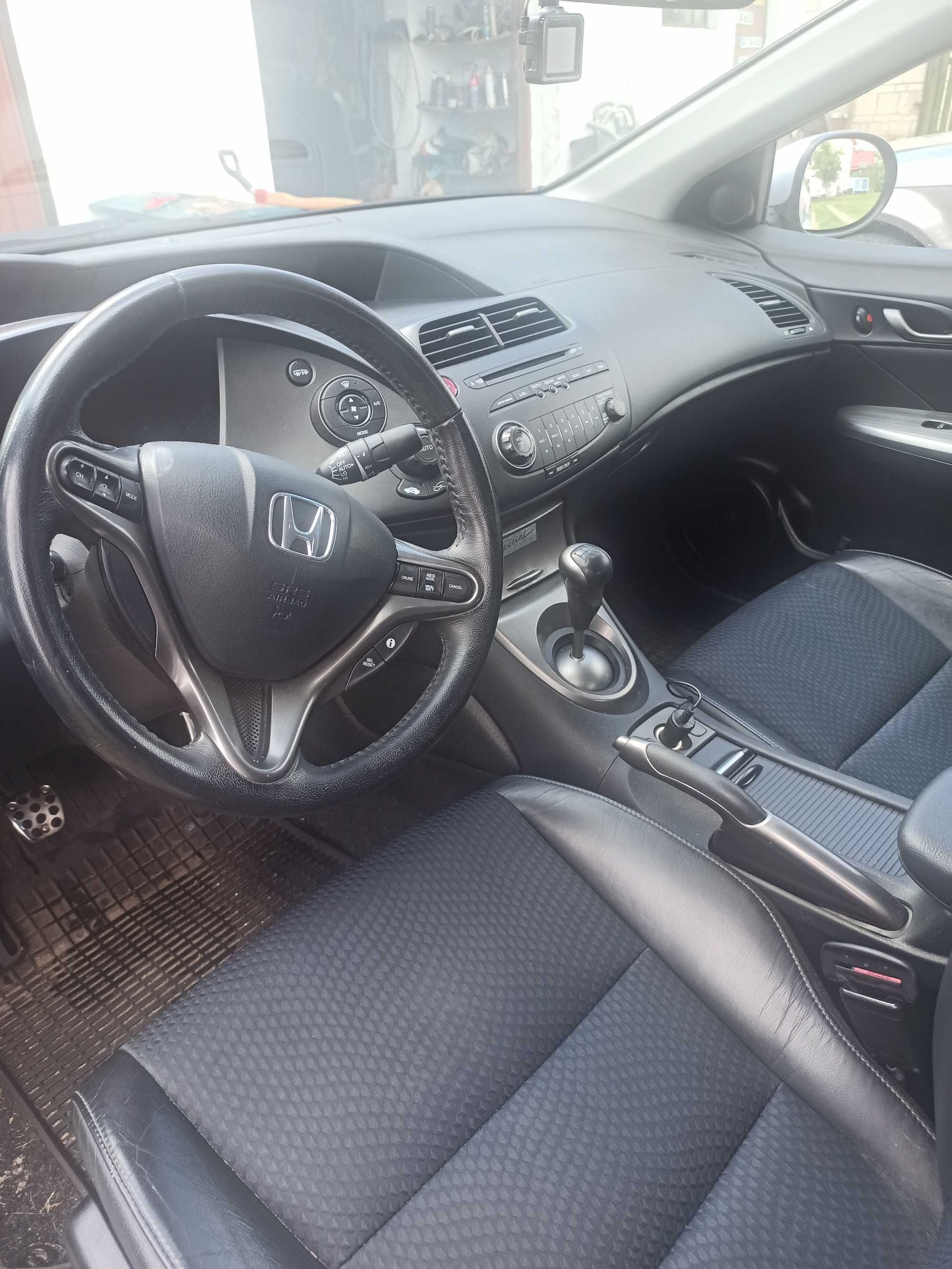 Honda Civic Ufo 1.4 SPORT GT 2010 super stan