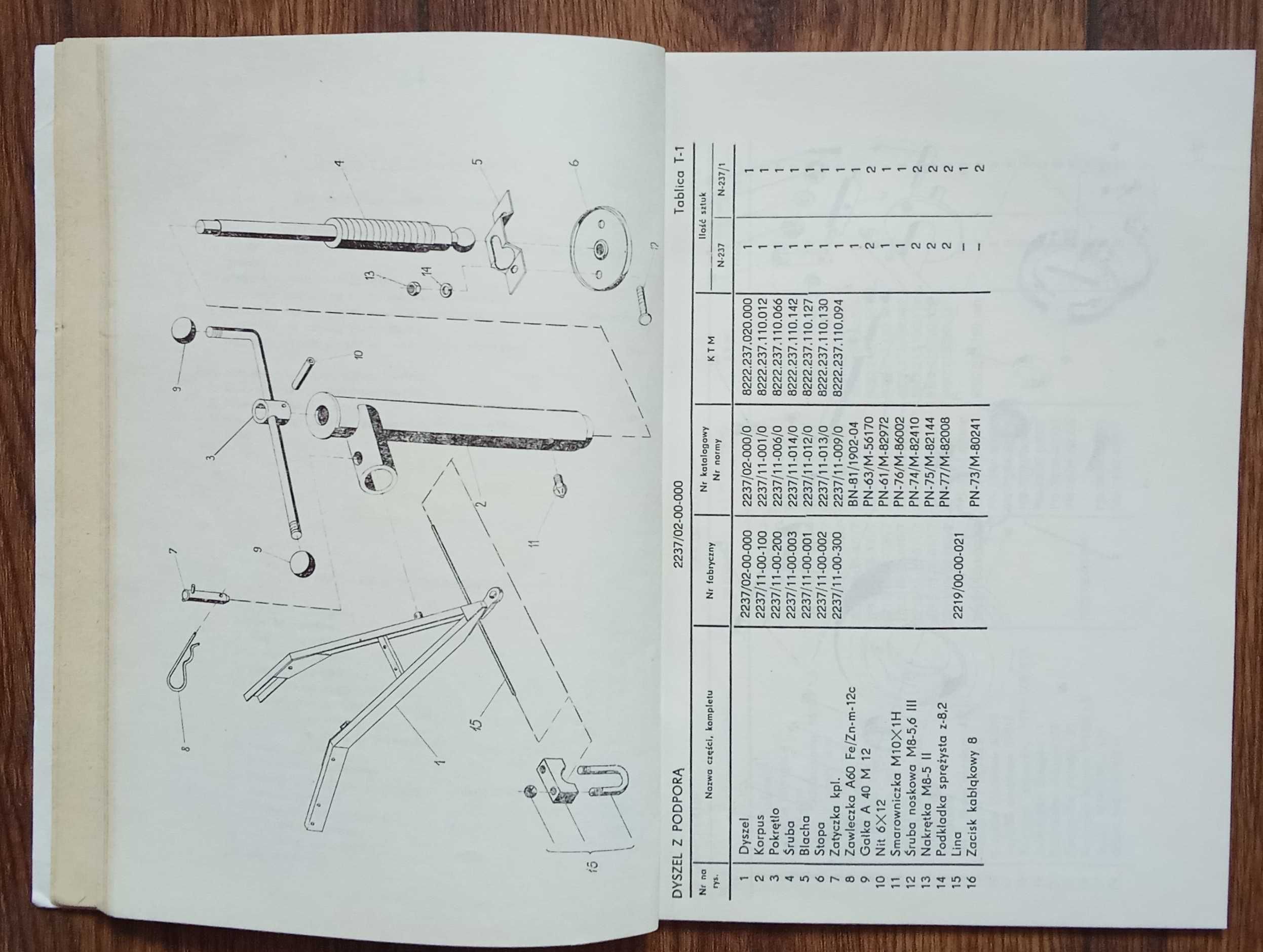 Instrukcja katalog rozrzutnik N 237 roztrząsacz obornika N-237