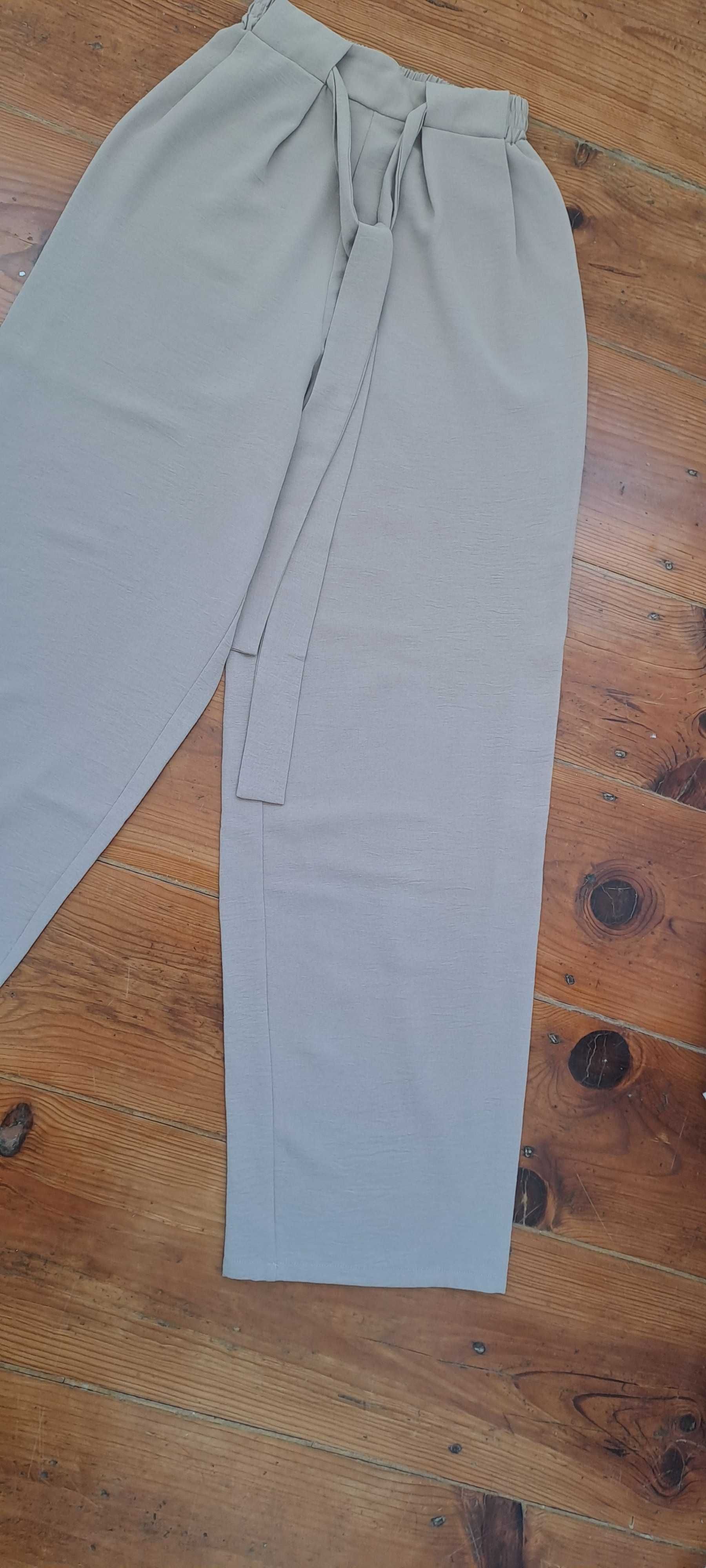 Calças beje Zara XS