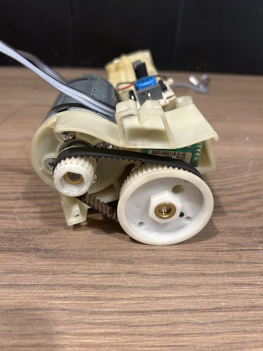 Napęd bloku mechanizm zaparzacza Delonghi