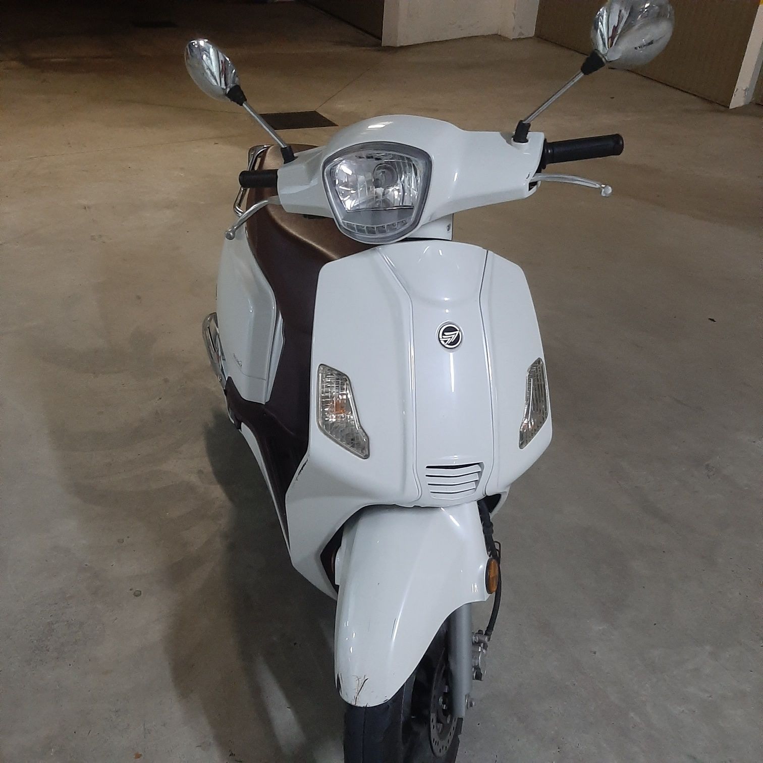 Scooter keeway Zahara