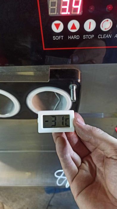 Serwis urządzeń chłodniczych