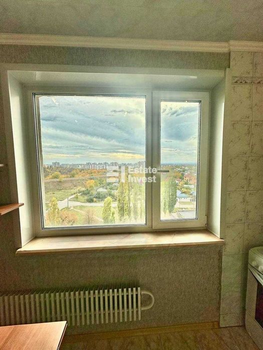 Продам 2 кімн. квартиру на вул. Мохнацька, 87