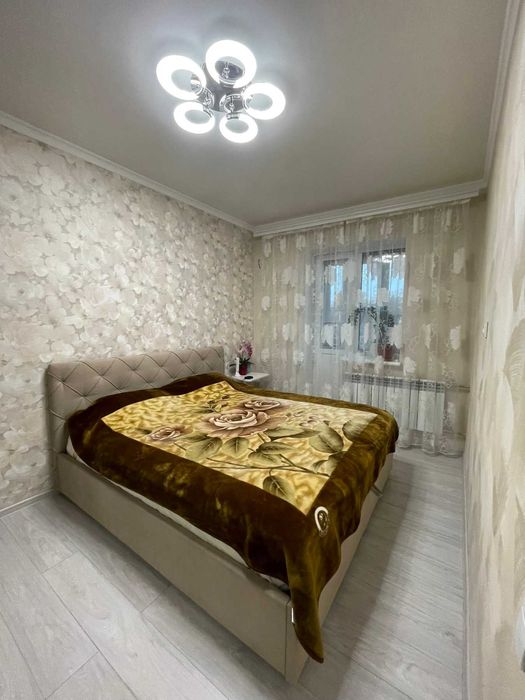 Центр! 2к. сталінка з новим ремонтом