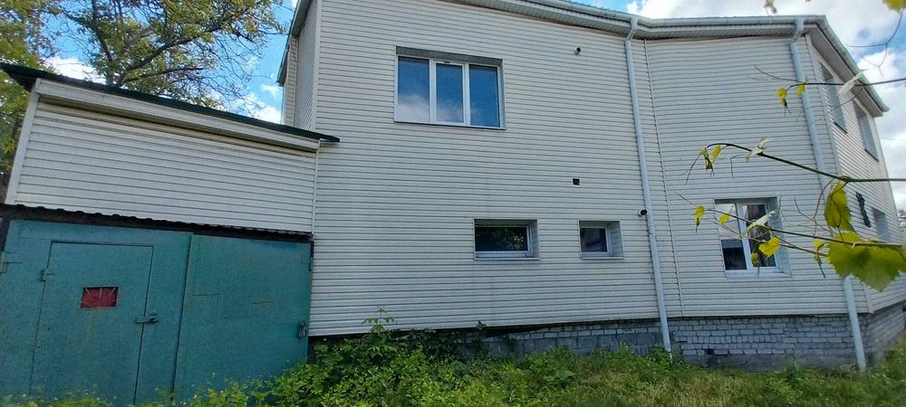 Продам будинок на Петровского,вул Полуботка.