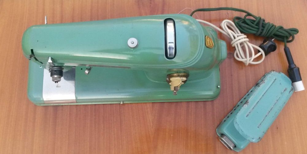 Maszyna do szycia Tuła CCCP Design lata 50 60 PRL