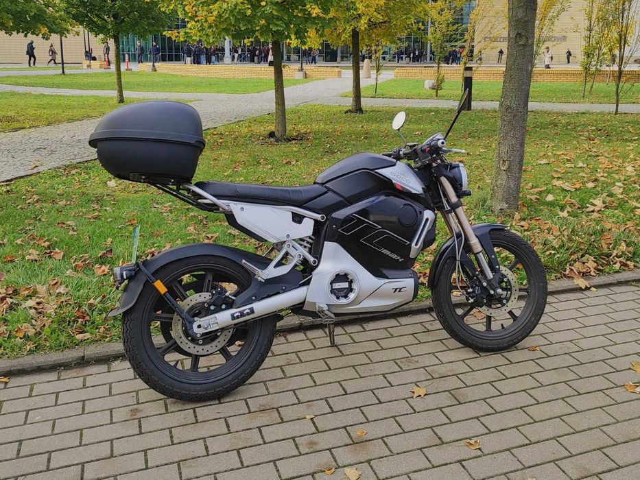 Super Soco TC Max elektryk na A1