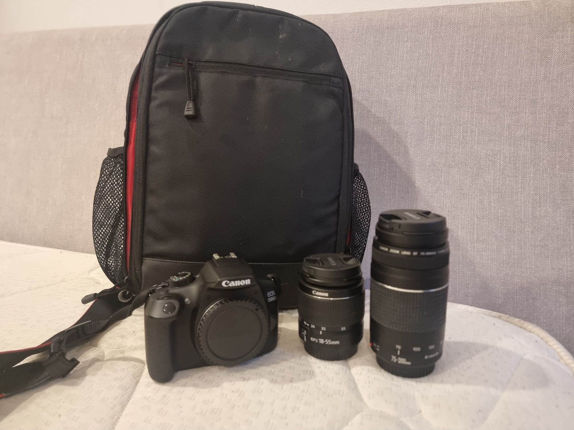 Maquina fotografica canon 1300D