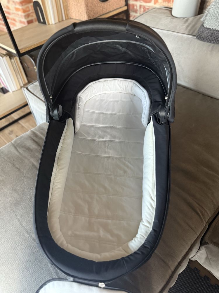 Cybex Priam 4.0 deep black 3w1