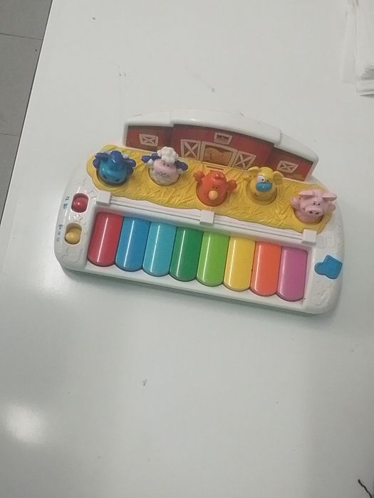Brinquedo de bebé Piano animais da quinta