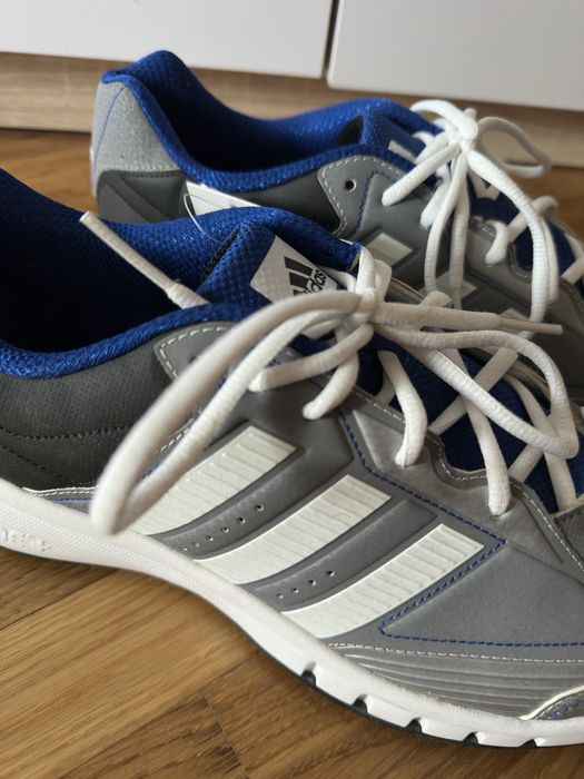 Нові! Кросівки Adidas 45-46 розмір.