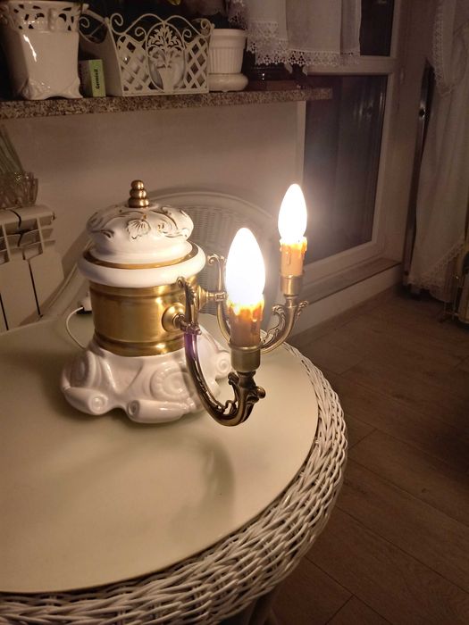 Duże lampy retro stołowo - gabinetowe a'la naftowe
