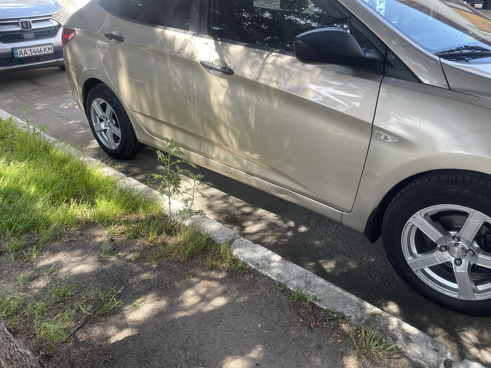 Продам Hyundai Accent