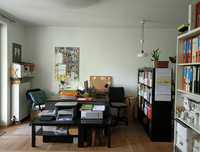 Klimatyczne biuro w apartamentowcu na Mokotowie