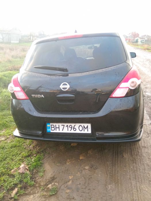 Nissan tiida 2008 японка nismo