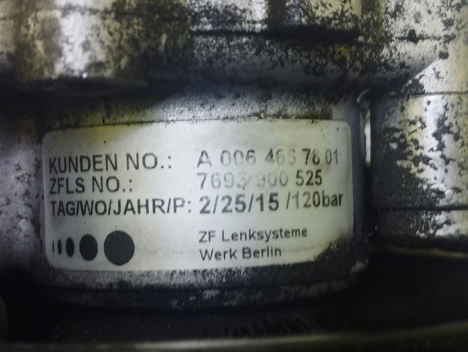 Насос ГУР 2.2 Mercedes Sprinter W906 Гидроусилитель Спринтер 906