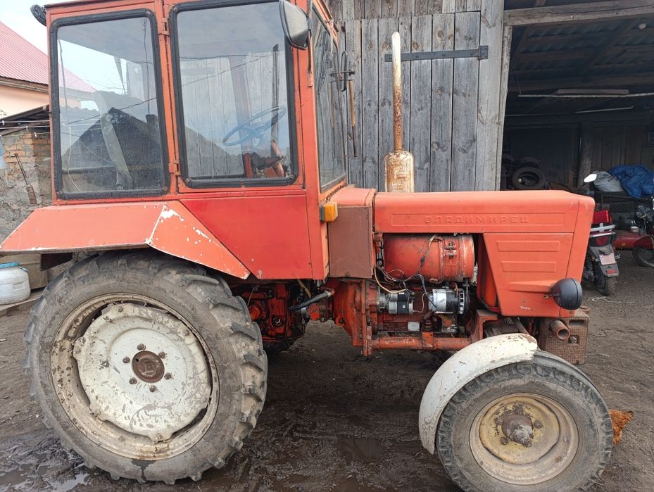 Продам трактор т-25
