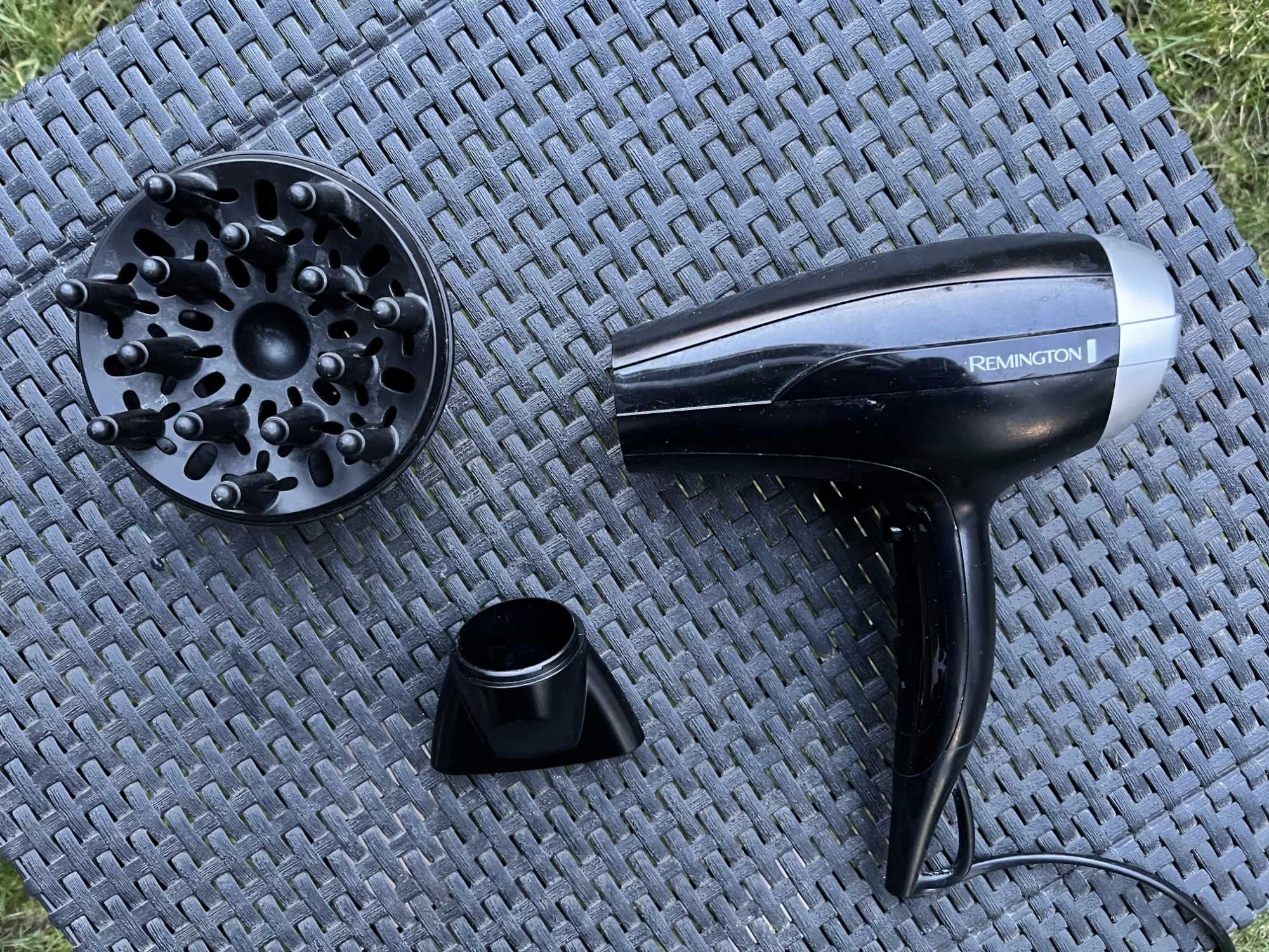 Suszarka do włosów Remington Pro-Air Shine 2300W