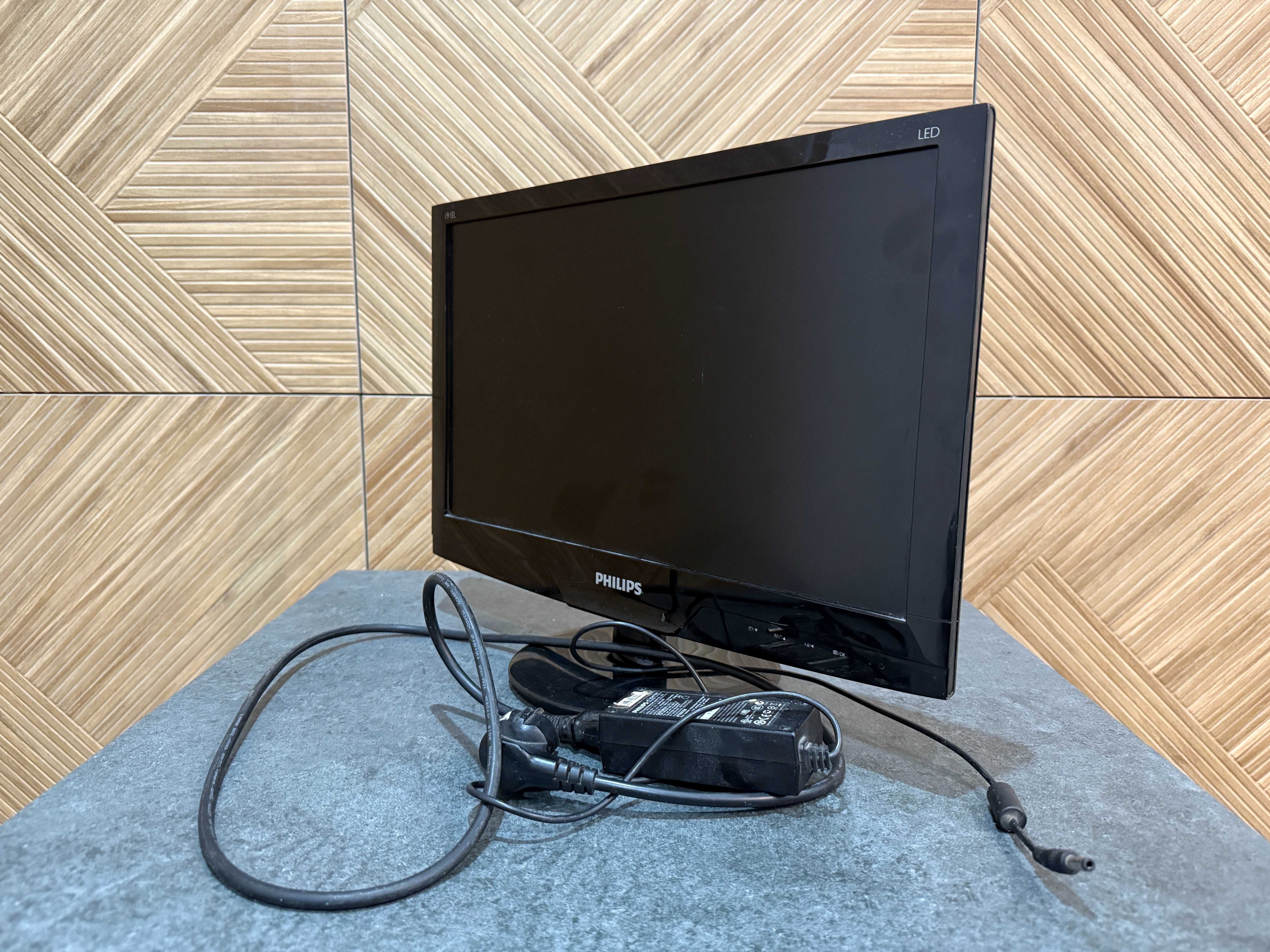 Monitor Komputerowy Philips I9IEL Led 19 CALI