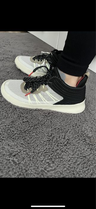 Кроссовки Zara новые