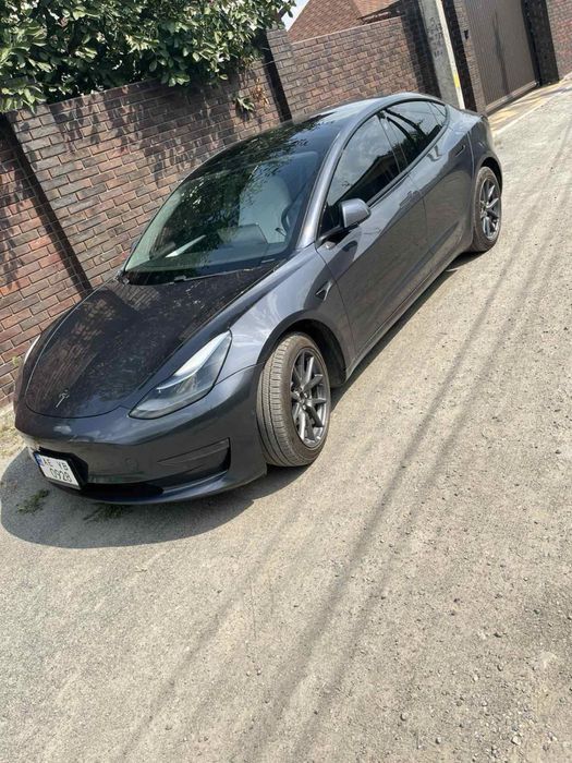 Продам TESLA MODEL 3  2021 року