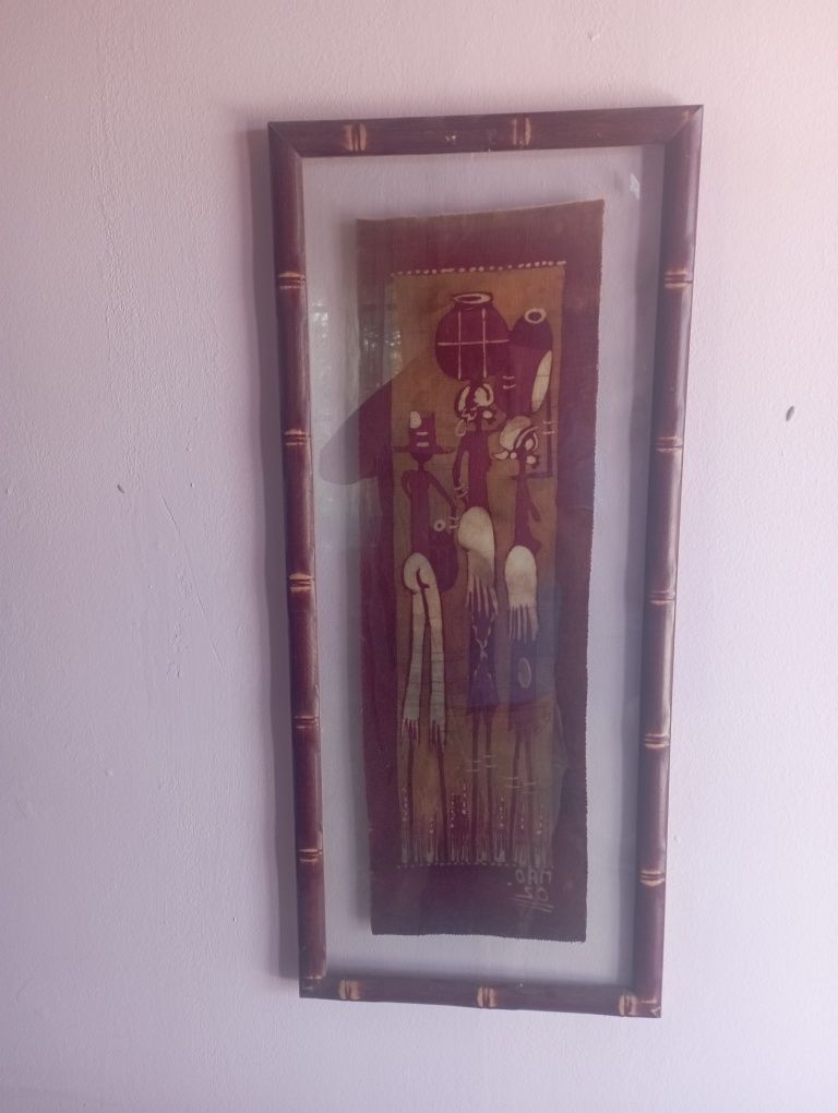 Pinturas com moldura