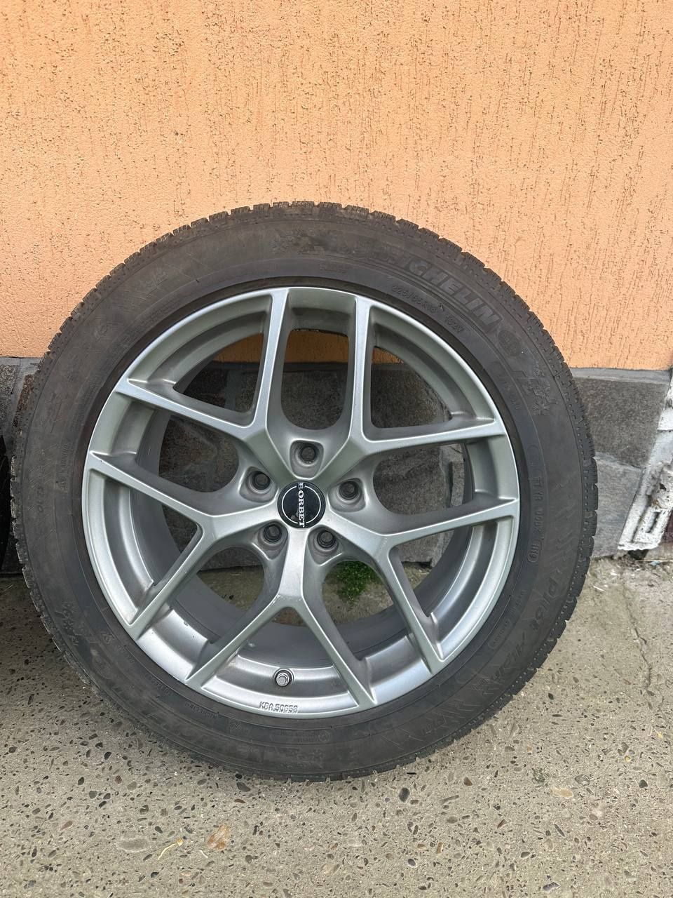 Диски з шинами зима