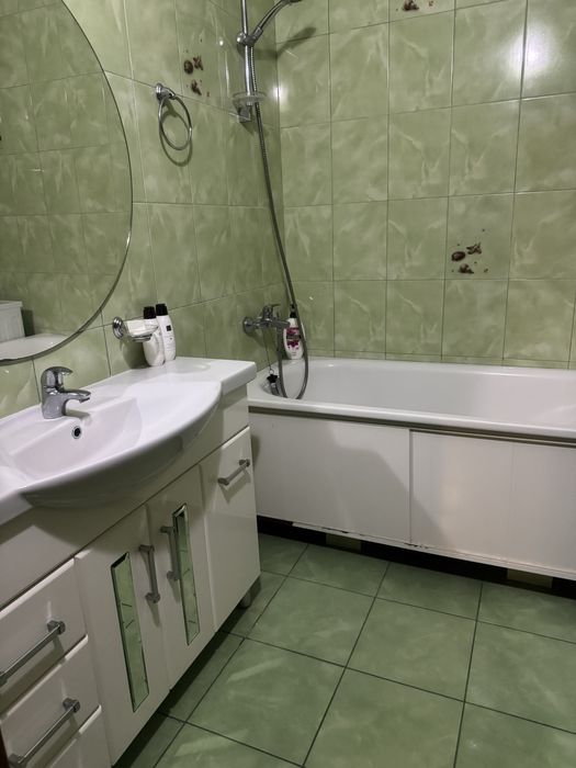 Продаж 2 кім ЦЕНТР 81 м, з якісним ремонтом