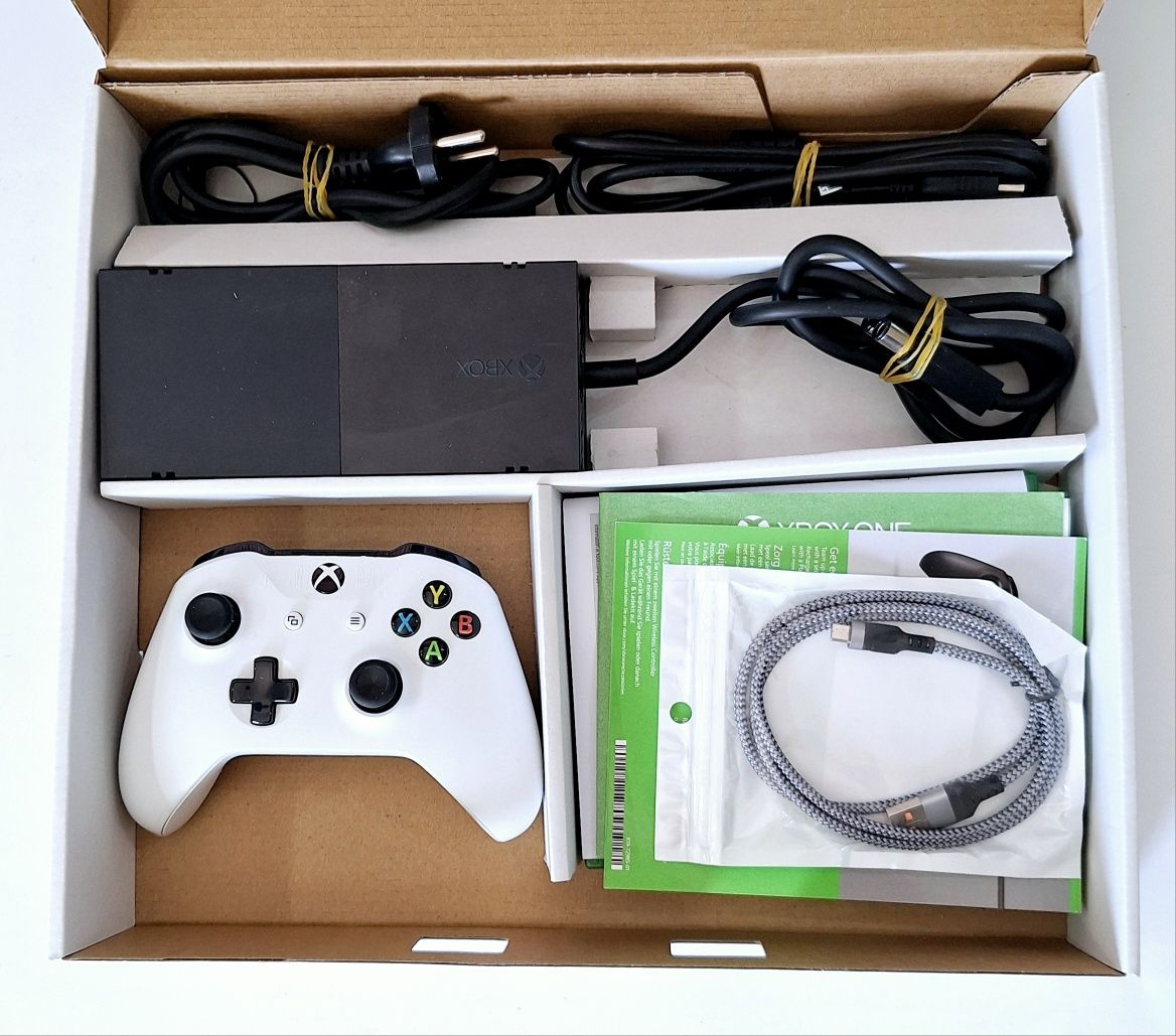 Xbox One Preta - Consola