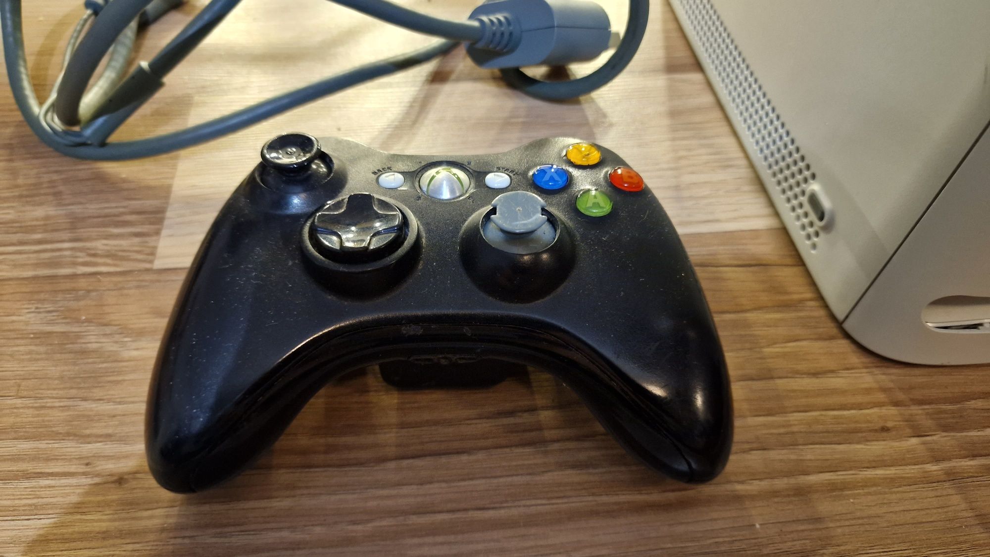 Xbox360 Premium + akcesoria