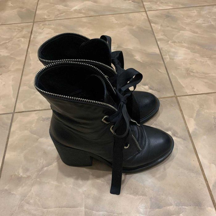 Шкіряні черевики на каблуку / Демосезон / Жіноче взуття