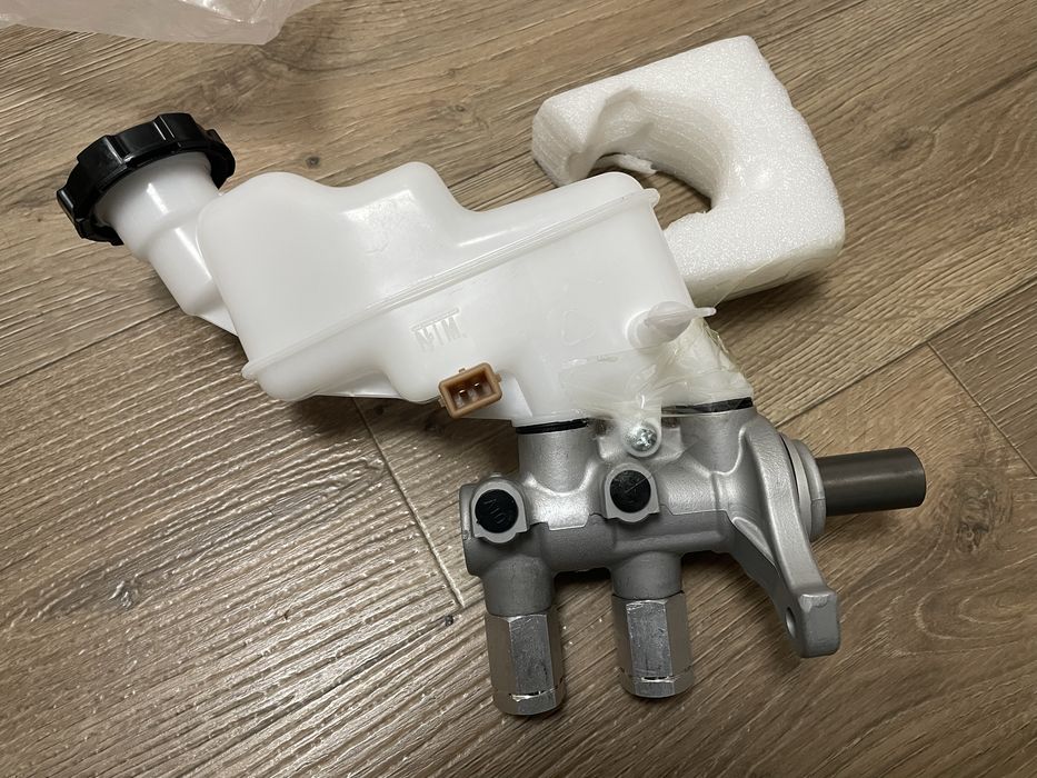 Главный тормозной цилиндр для hyundai Accent 58510-1R000