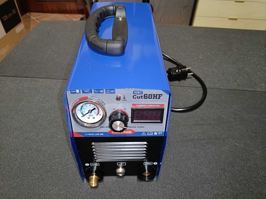Aparelho de corte plasma 60A avariado