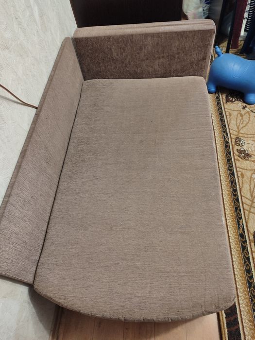 Диван односпальний