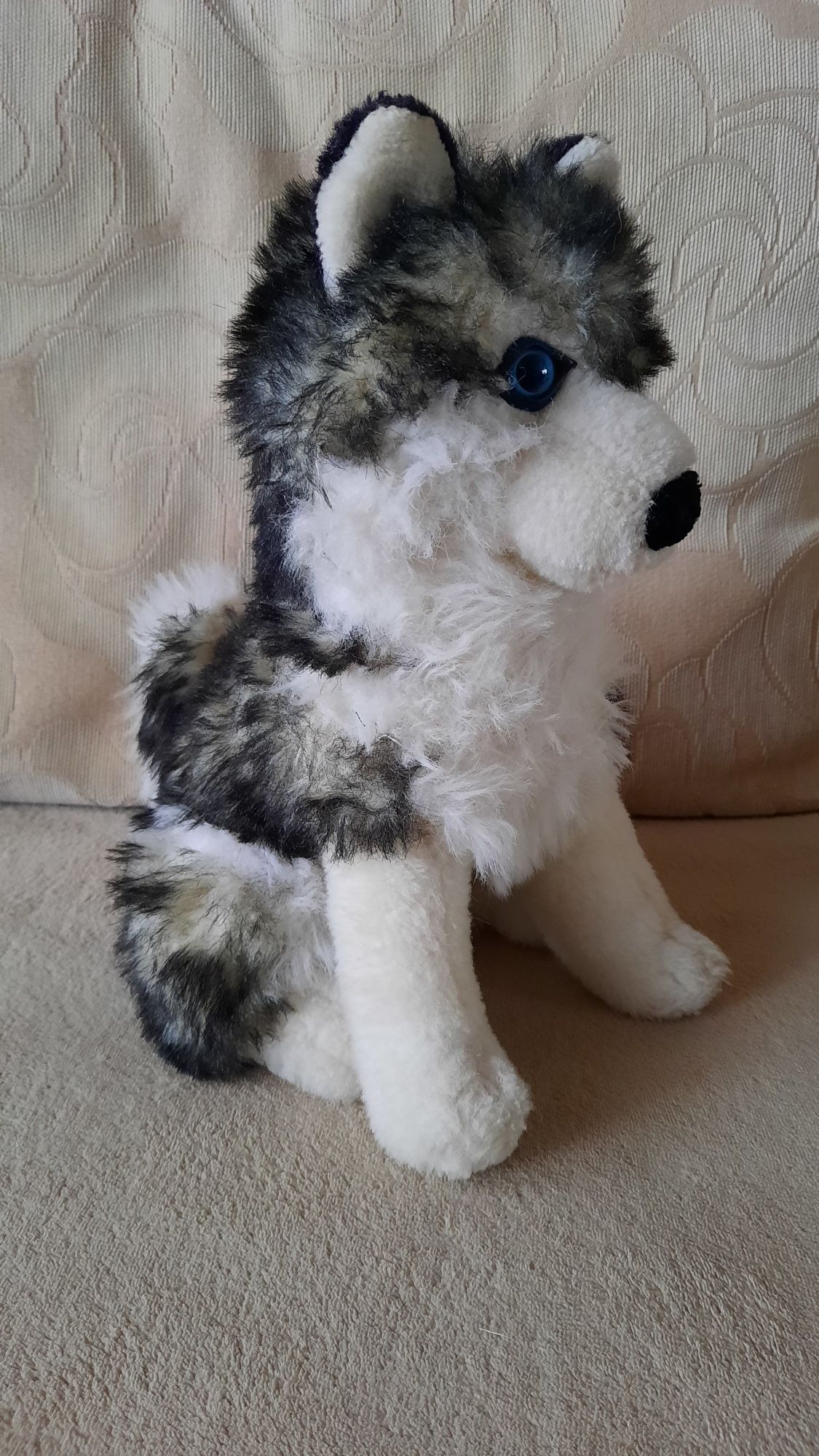 Maskotka przytulanka piesek wilczek husky