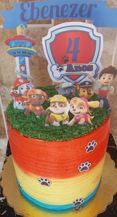 Bolos temáticos de aniversário e diversos
