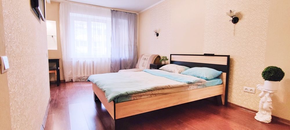 1-кімнатна  подобово Юлії Здановської 34/2 поряд Інститут Раку